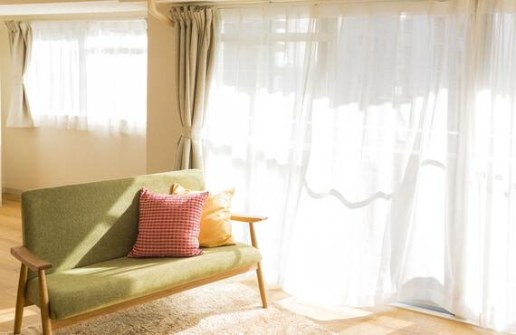 奈良県にて営業を行うクロス張替え業者はカーテンにも精通しております